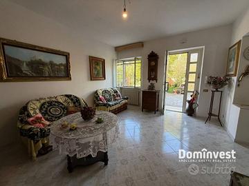 Appartamento di 90 m² con 3 locali a Montalto di C