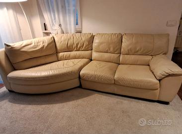 divano in pelle ( divani e divani  By natuzzi )