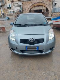 toyota yaris 09/2007