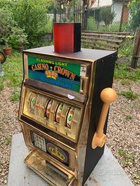 Slot machine CASINO CROWN