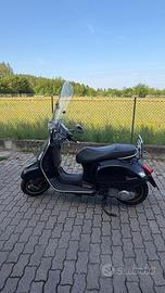 Vespa gts 300