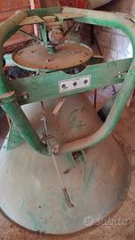 Macchine agricole spargi concime