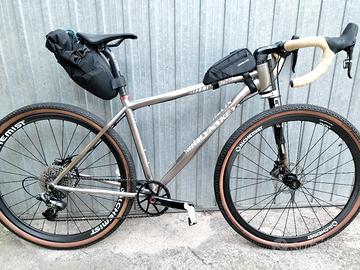 Gravel LYNSKEY Titanio L