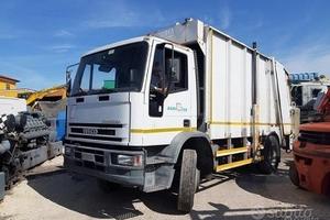Compattatore iveco eurocargo150e18