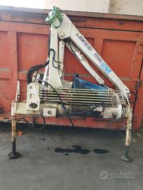 Gru da autocarro Bonfiglioli P2300L