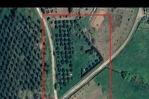 Terreno pianeggiante a due passi dal centro di Pon