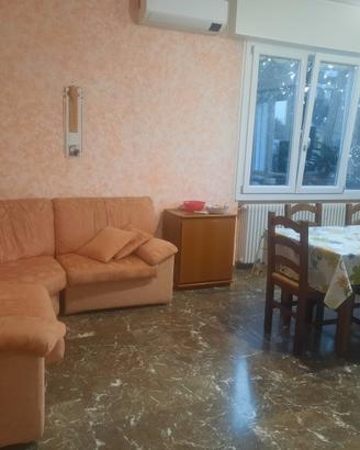 Stanza singola con bagno privato interno