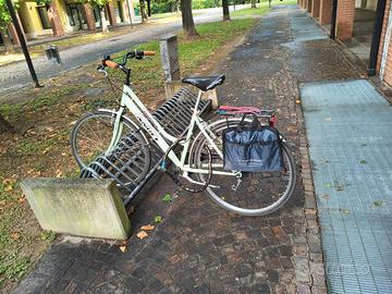Bici donna 7 velocità portapacchi anteriore e post