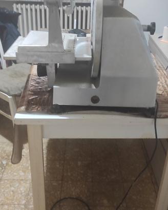 Affettatrice Industriale