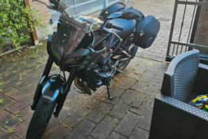 YAMAHA MT-09