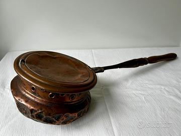 Scaldaletto antico in rame con manico in legno