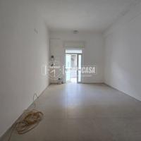 locale commerciale in zona centrale