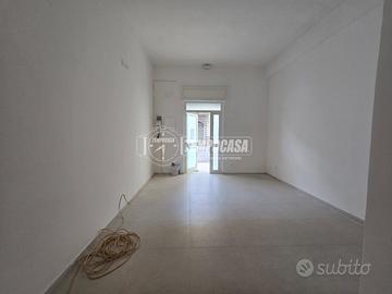 locale commerciale in zona centrale