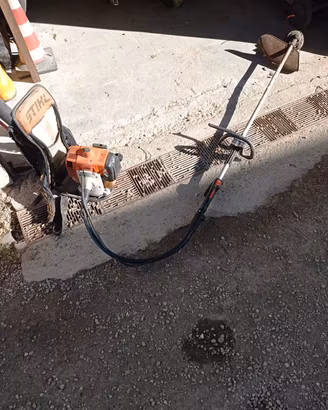 Decespugliatore STIHL FR 450