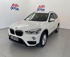 BMW X1 sDrive18d Business *Pelle*Navi*Led*