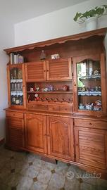 Vetrina, credenza