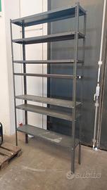scaffale metallo a bulloni