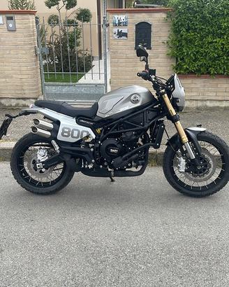 Benelli Leoncino 800 Trail