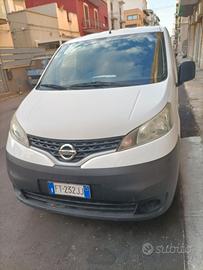 Furgone Nissan NV200