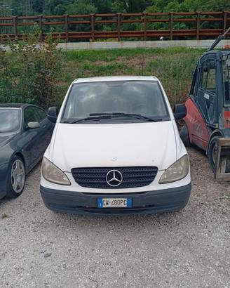 MERCEDES-BENZ 120 cdi AUTOMATICO vito
