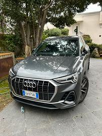 Audi Q3 40 s-line