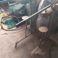  2 attrezzi per imbottigliare