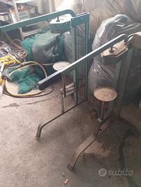  2 attrezzi per imbottigliare