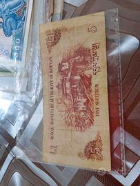 banconota del Bhutan