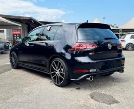 Volkswagen Golf GTI Golf GTI Performance 2.0 245 C