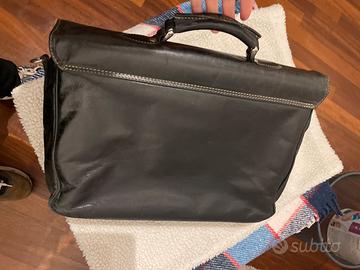 Borsa in pelle nera