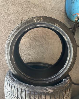 Gomme seminuove 205/40/17