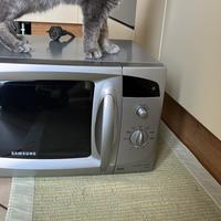 Forno a microonde Samsung modello CE282DN