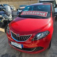 Lancia Ypsilon 1.0 FireFly Hybrid Ecochic Silver 1