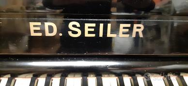 pianoforte verticale 
