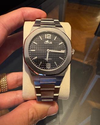 Orologio Lotus