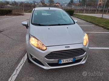 Ford fiesta anno 2015 per neopatentati 