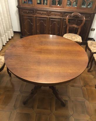 Tavolo in noce rotondo  vintage