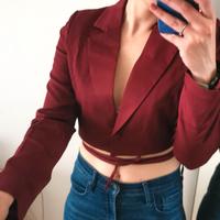 Blazer corto in raso rosso vino