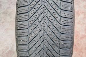 4 gomme Pirelli cinturato 215/55 R18 99H M+S