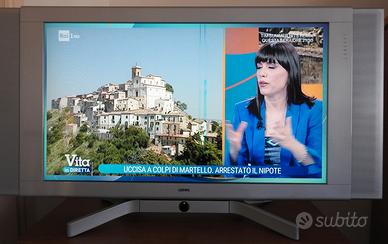 TV Loewe LCD Concept 32 con difetto su schermo