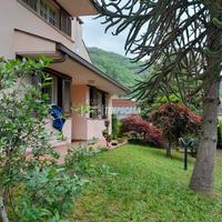 VILLA INDIPENDENTE CON AMPIO GIARDINO PRIVATO-CORT