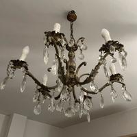 Lampadario vintage con gocce in cristallo