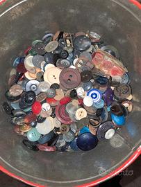 bottoni vecchi 1.5 kg cerniere handmade decupage 