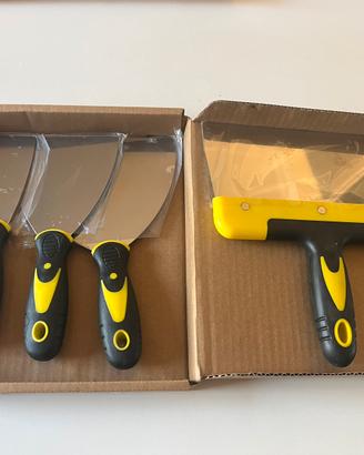 Set 4 spatole per stucco