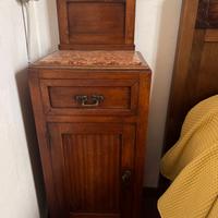 COPPIA COMODINI LIBERTY CON PIANO IN MARMO ROSSO