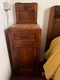 COPPIA COMODINI LIBERTY CON PIANO IN MARMO ROSSO