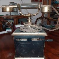 Telefono antico