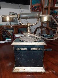 Telefono antico