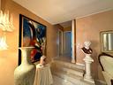 villa-di-423-m²-con-piu-di-5-locali-e-box-auto-dop