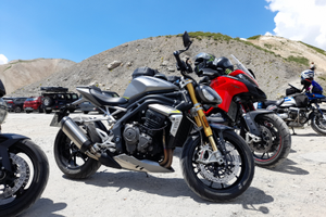Triumph speed triple 1200 rs